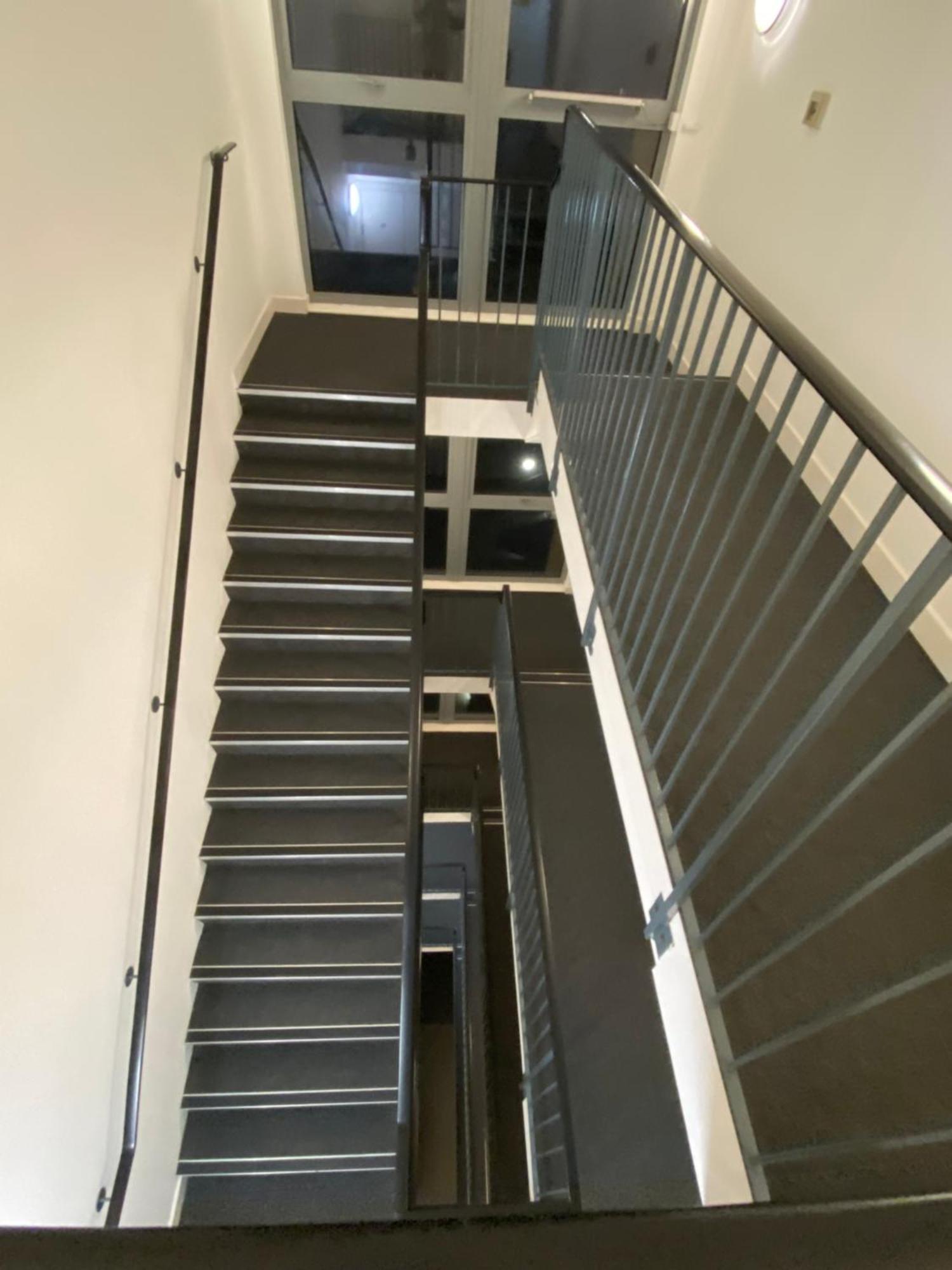 Gazde/Camere de închiriat Xl Bright Room+parking+fridge+micro - 20min Bridge - 3 Min Walk To Train/bus Station Londra